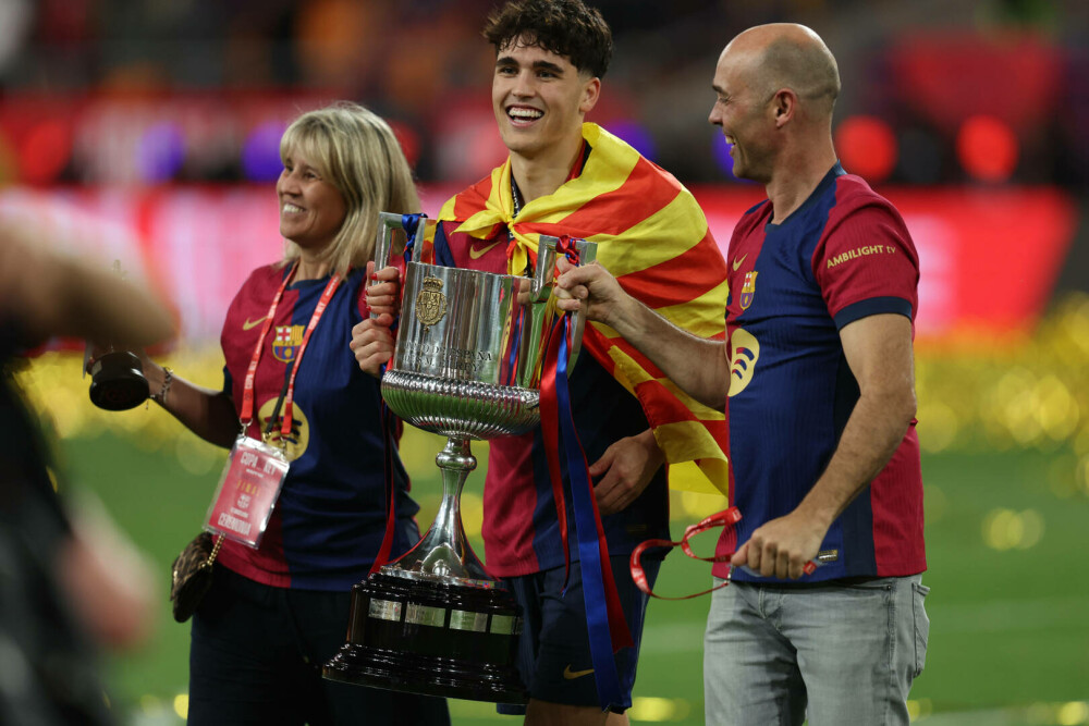 FC Barcelona a câştigat Cupa Spaniei pentru a 32-a oară. A învins cu 3-2 după prelungiri pe Real Madrid. FOTO - Imaginea 8