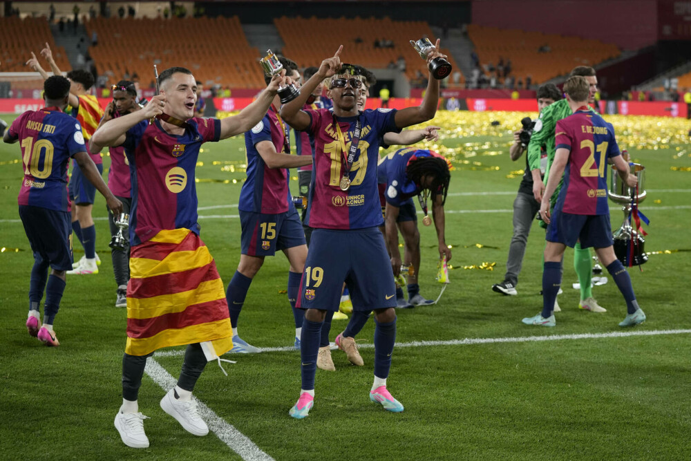 FC Barcelona a câştigat Cupa Spaniei pentru a 32-a oară. A învins cu 3-2 după prelungiri pe Real Madrid. FOTO - Imaginea 18