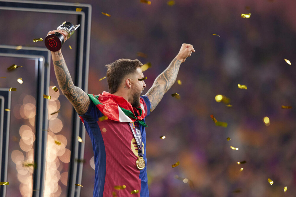 FC Barcelona a câştigat Cupa Spaniei pentru a 32-a oară. A învins cu 3-2 după prelungiri pe Real Madrid. FOTO - Imaginea 24