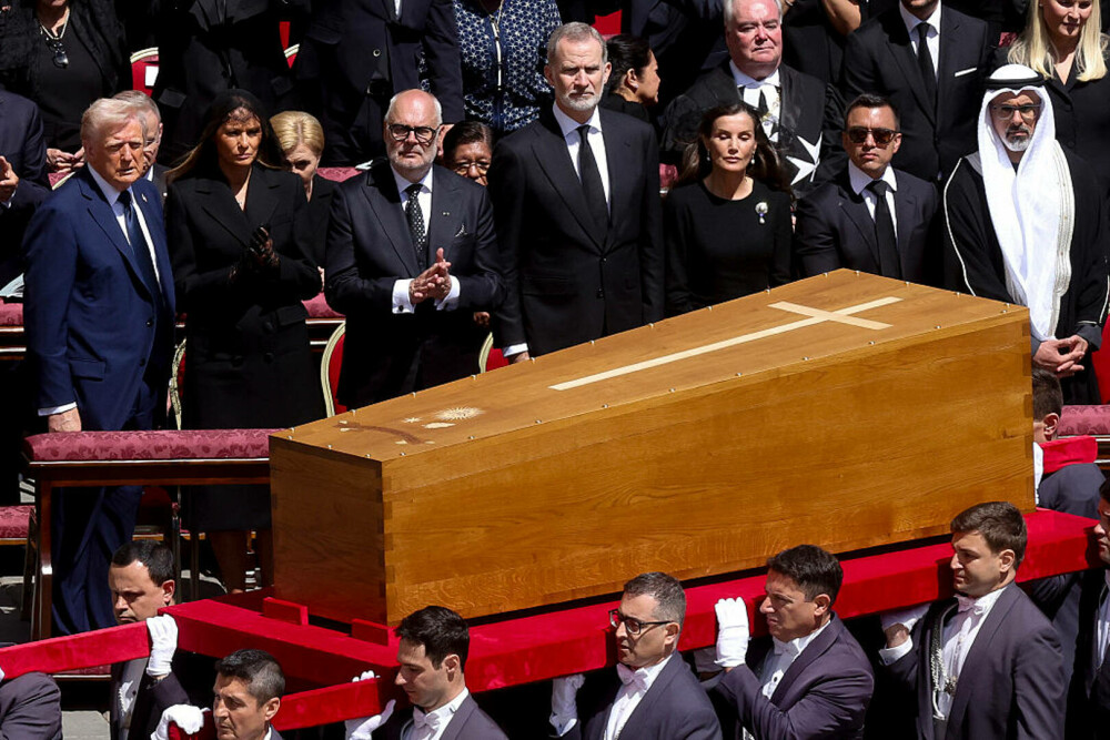Binele pe care Papa Francisc l-a făcut omenirii și de dincolo de noi. Cum au vorbit liderii lumii despre pace | GALERIE FOTO - Imaginea 62