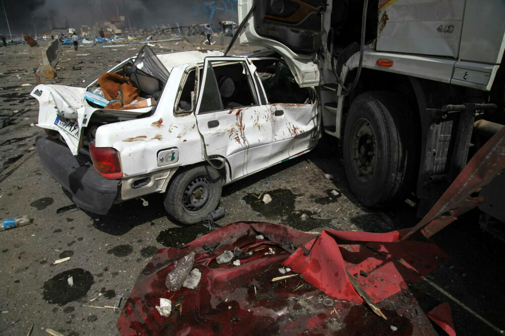 Explozia devastatoare din Iran, în imagini. Cel puțin 25 persoane au murit și 1.000 au fost rănite - Imaginea 8