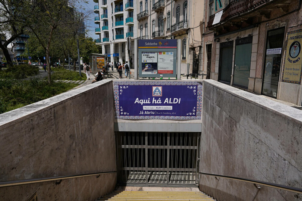 Cum arată Madridul și Lisabona după pana masivă de curent. „Locuitorii să rămână unde sunt”. GALERIE FOTO - Imaginea 21