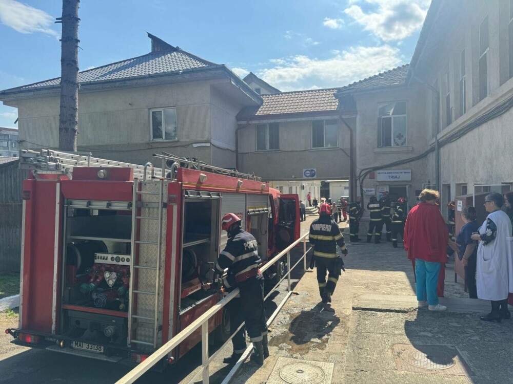Incendiu la Spitalul CFR Paşcani. Autoritățile au declanşat Planul Roşu de Intervenţie. Peste 60 de pacienţi, evacuaţi - Imaginea 3