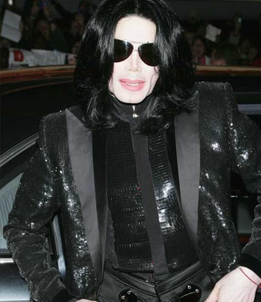 RETROSPECTIVA De ce il iubim pe Michael Jackson! - Imaginea 117