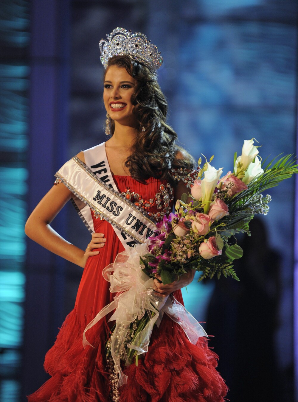 Stefania Fernandez, Miss Univers 2009, primita ca o regina in Venezuela - Imaginea 9