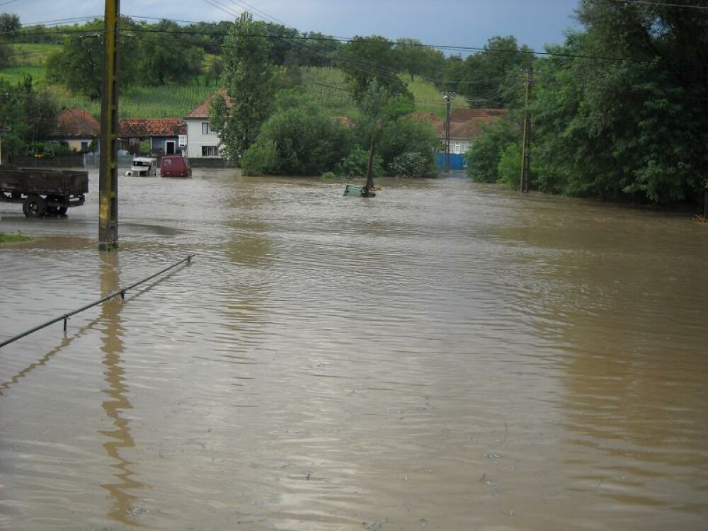 Potop in Harghita! 400 de gospodarii inundate de puhoaie - Imaginea 6