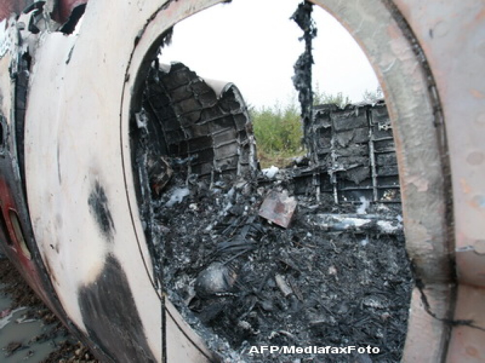 42 de persoane si-au pierdut viata intr-un accident aviatic produs in China - Imaginea 6