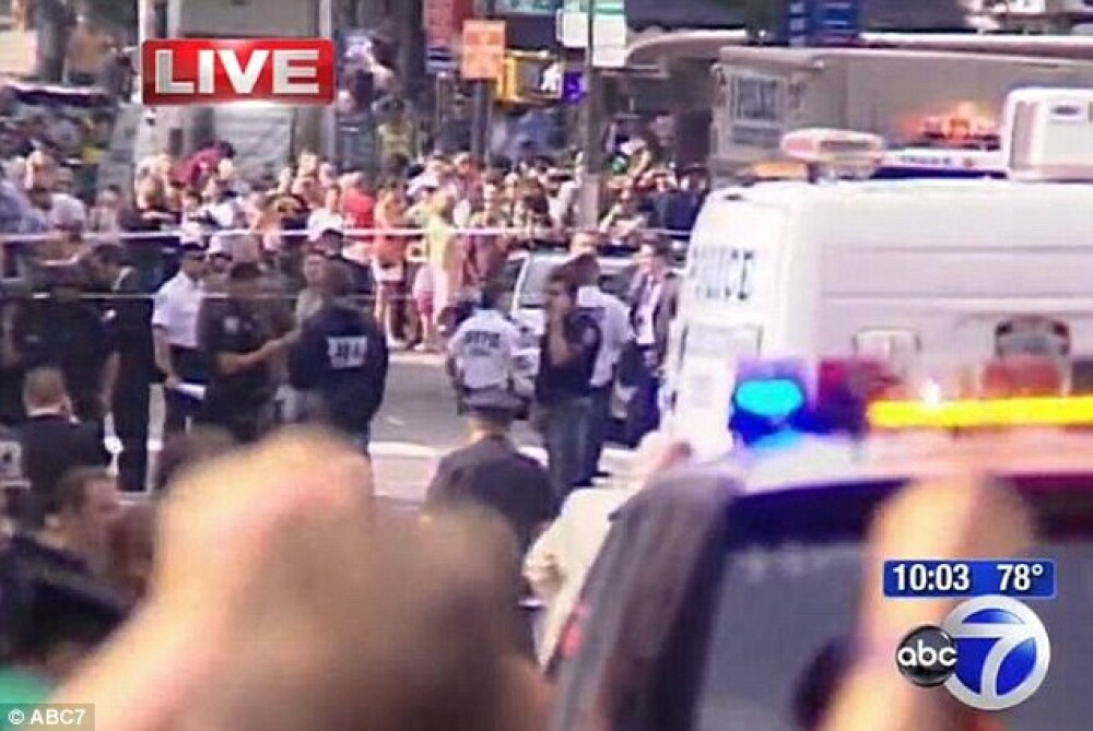 NYPD: Cele 9 persoane ranite in atacul din New York au fost lovite de gloantele POLITISTILOR. VIDEO - Imaginea 3