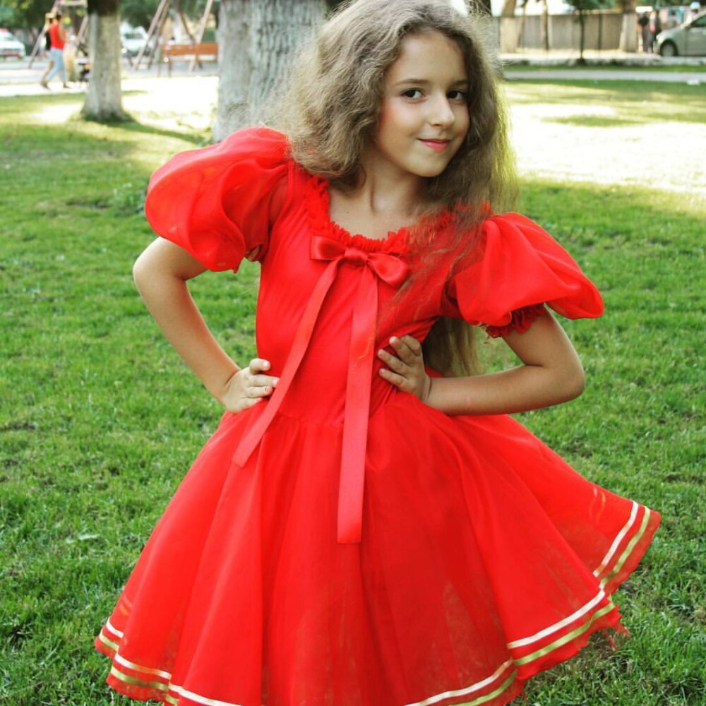 Fetita de 6 ani, din Bucuresti, in finala Little Miss World 2016. Sara Anastasia este model de la 3 ani - Imaginea 4