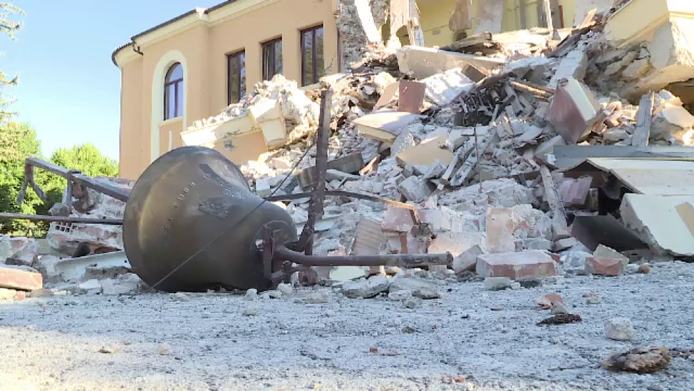 Romanii din Italia, printre primii care au sarit sa ajute dupa cutremur: 