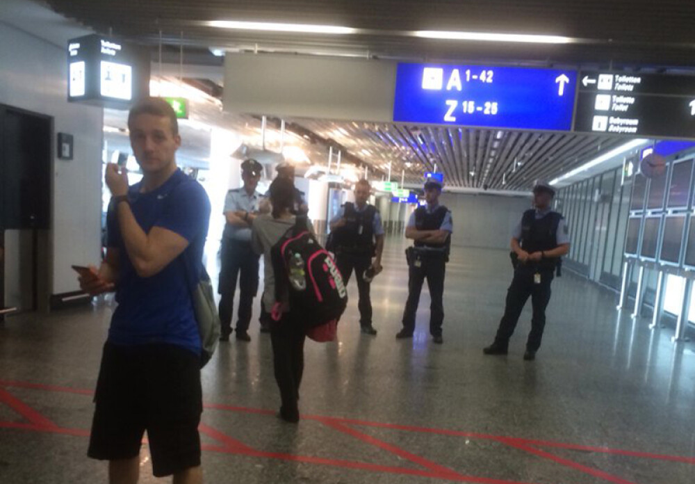Alerta de securitate pe aeroportul din Frankfurt. Politia a evacuat complet un terminal. FOTO si VIDEO - Imaginea 2