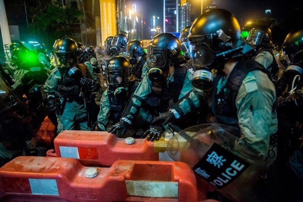 Proteste în Hong Kong. Poliția a folosit gaze lacrimogene împotriva manifestanților - Imaginea 8