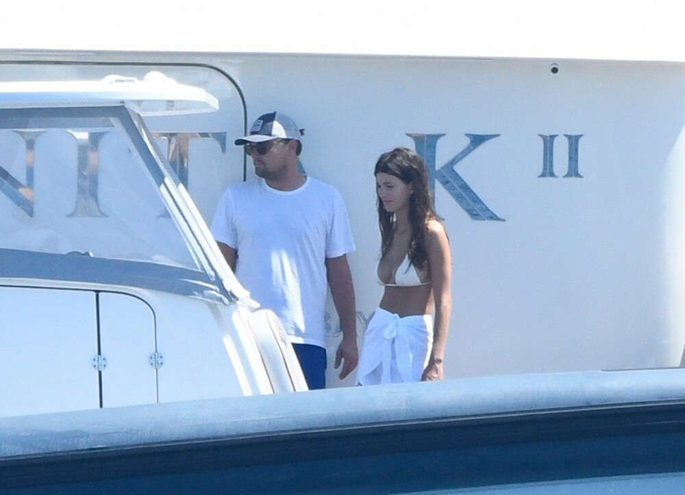 Cum arată iubita cu 22 de ani mai tânără a lui DiCaprio. Cuplul, surprins în vacanță. FOTO - Imaginea 5