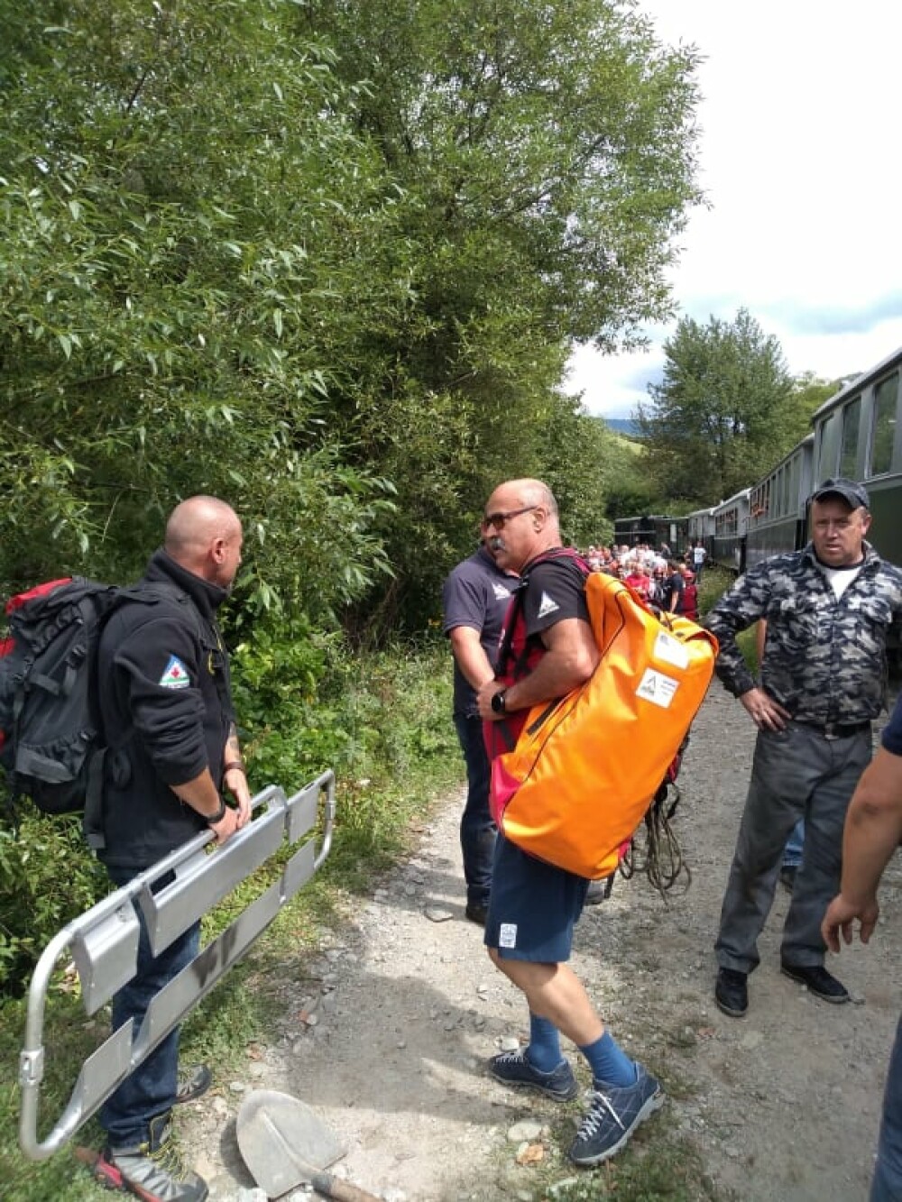 Al doilea incident cu Mocănița. Un vagon al trenului turistic a deraiat. FOTO - Imaginea 1