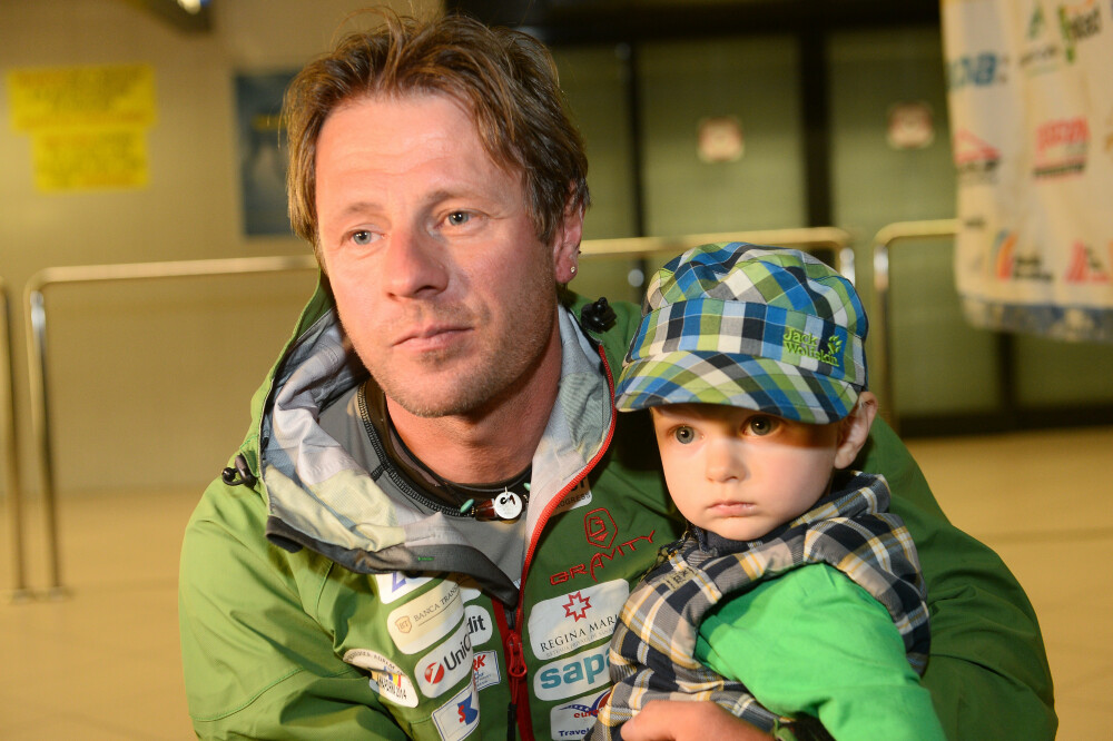 Trupul alpinistului Zsolt Torok a fost recuperat de salvamontişti - Imaginea 9
