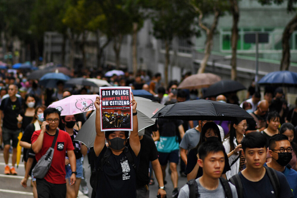 Mii de profesori, în stradă la Hong Kong. Armata chineză poate interveni oricând - Imaginea 3