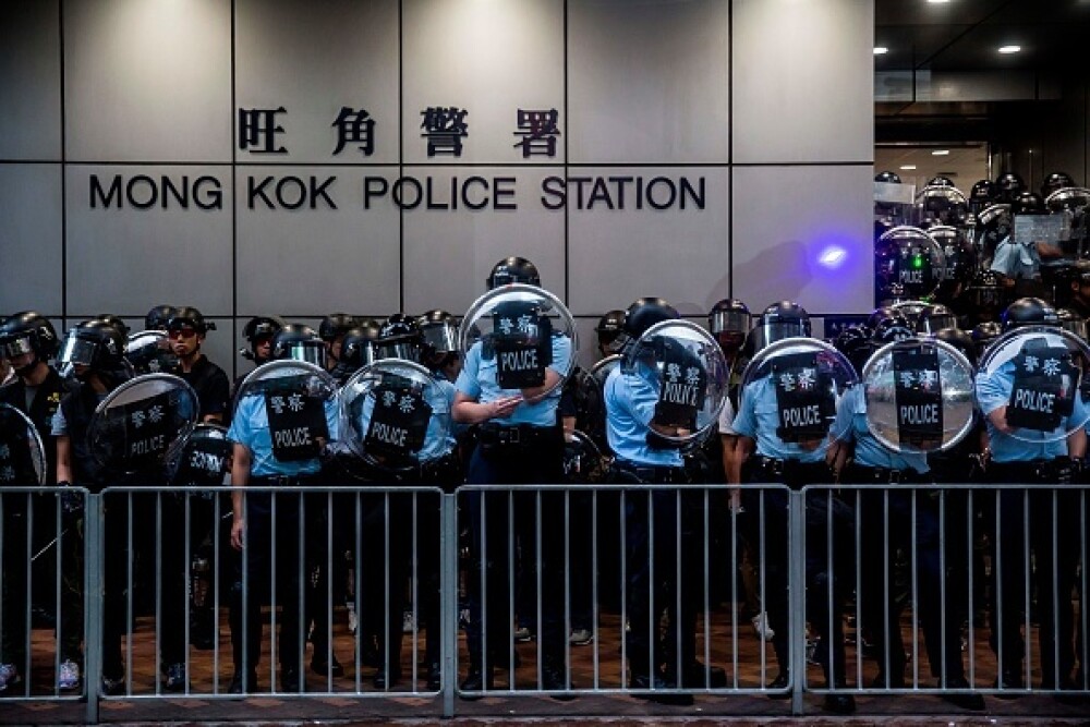 Mii de profesori, în stradă la Hong Kong. Armata chineză poate interveni oricând - Imaginea 7
