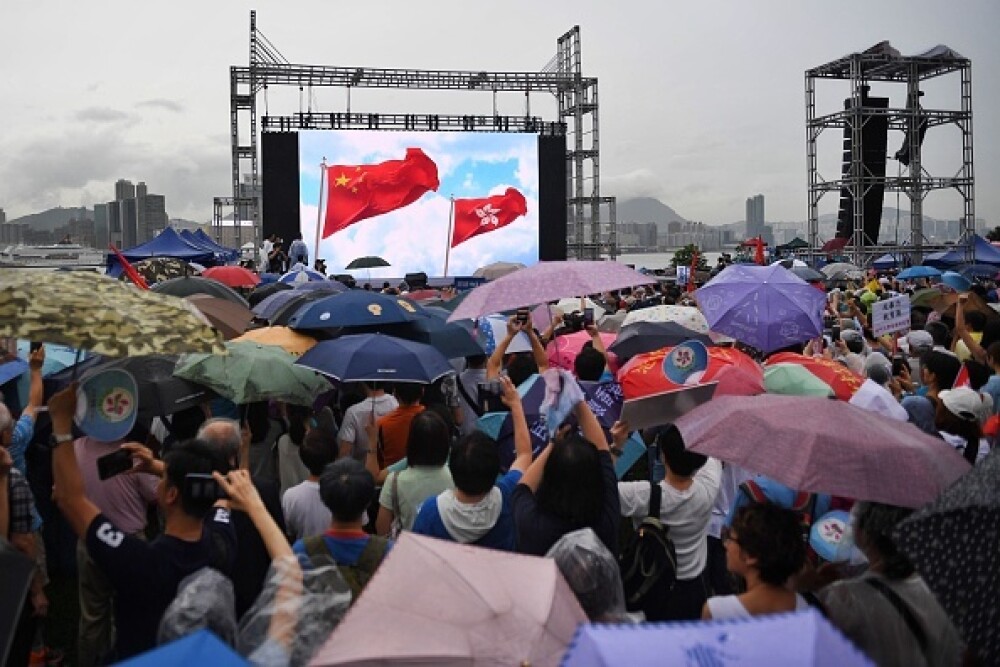 Mii de profesori, în stradă la Hong Kong. Armata chineză poate interveni oricând - Imaginea 10