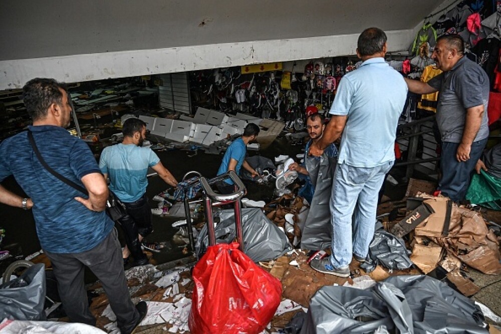Scene apocaliptice în Istanbul. Inundații masive au paralizat orașul - Imaginea 6