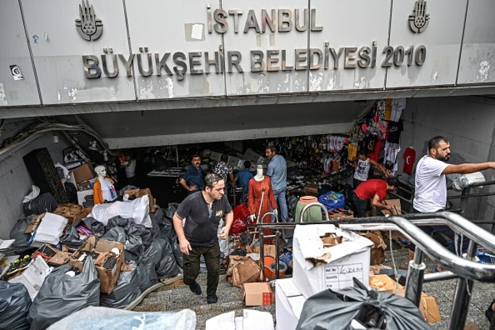 Scene apocaliptice în Istanbul. Inundații masive au paralizat orașul - Imaginea 15