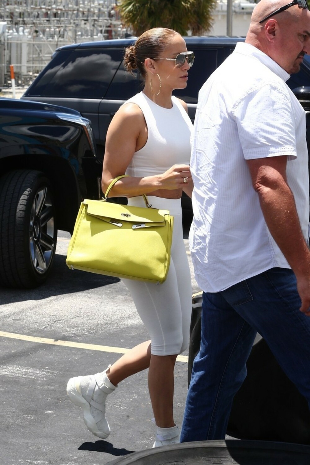 Jennifer Lopez, apariție inedită la Miami. Ce și-a luat cu ea la sala de fitness. GALERIE FOTO - Imaginea 14