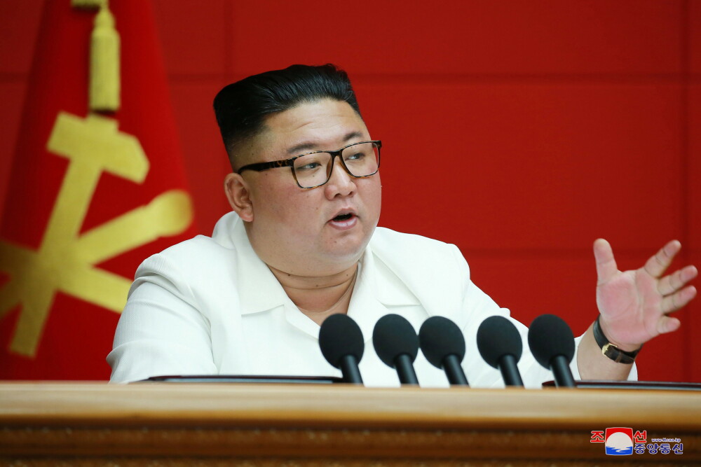 Cum arată acum Kim Jong Un. Presă: Nord-coreenii sunt „devastați” de starea dictatorului - Imaginea 13
