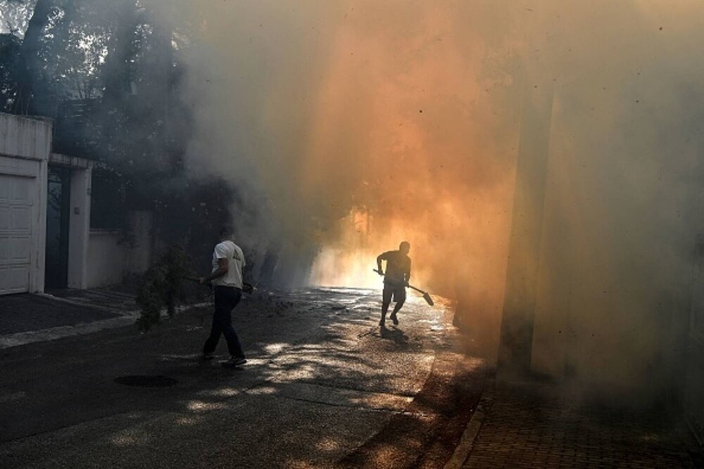 Imagini de coșmar în Grecia, transformată într-un imens cuptor. Corespondență Știrile PRO TV din Atena - Imaginea 7
