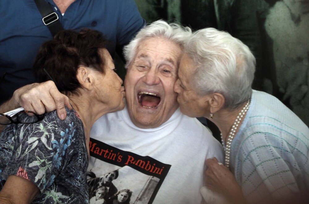 Întâlnire emoționantă între un veteran de război și trei frați din Italia pe care i-a salvat acum 77 de ani - Imaginea 6