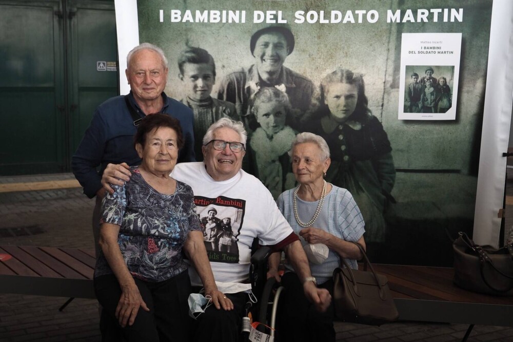 Întâlnire emoționantă între un veteran de război și trei frați din Italia pe care i-a salvat acum 77 de ani - Imaginea 2
