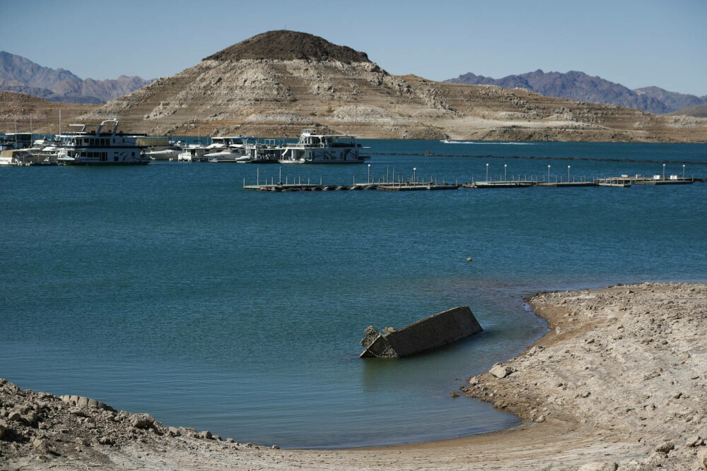 Nouă descoperire macabră după secarea Lacului Mead din SUA. Este a patra de acest fel în ultimele patru luni - Imaginea 7