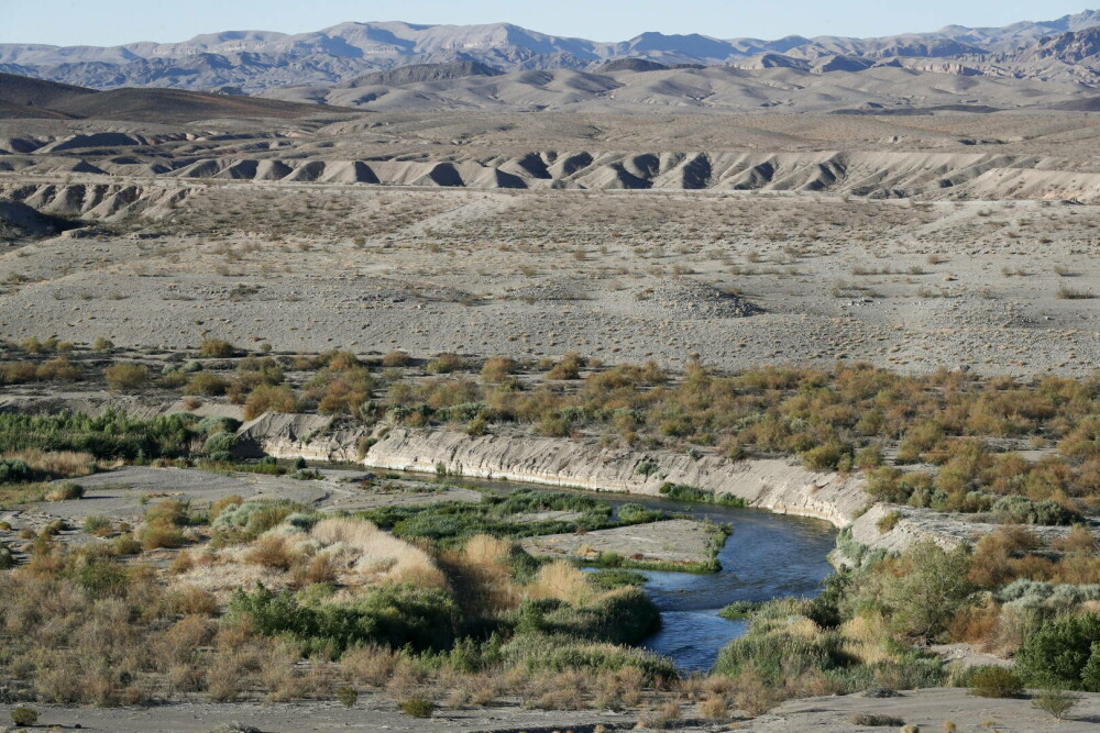 Nouă descoperire macabră după secarea Lacului Mead din SUA. Este a patra de acest fel în ultimele patru luni - Imaginea 9