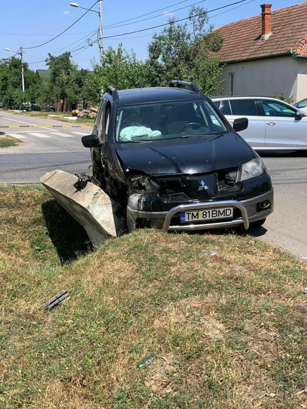 VIDEO Accident între două mașini, lângă Timișoara. Ambii șoferi erau băuți | GALERIE FOTO - Imaginea 10