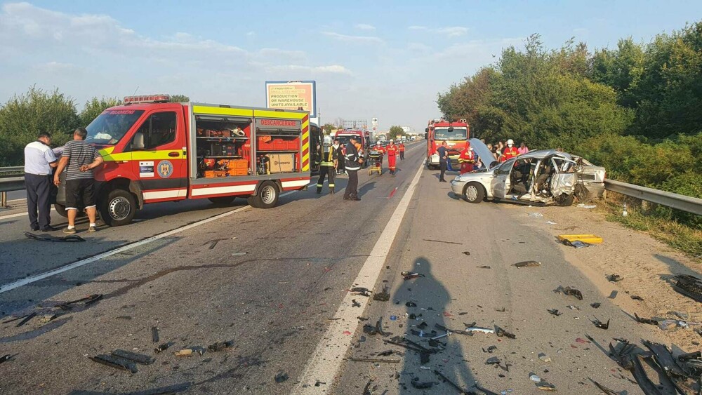 Carambol pe A1 cu cinci mașini: Șapte persoane au fost rănite. O victimă a fost preluată cu elicopterul SMURD | FOTO - Imaginea 13