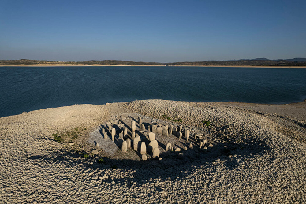 Descoperire spectaculoasă în Spania, după secarea unui lac. Este vechi de 7.000 de ani. GALERIE FOTO - Imaginea 1