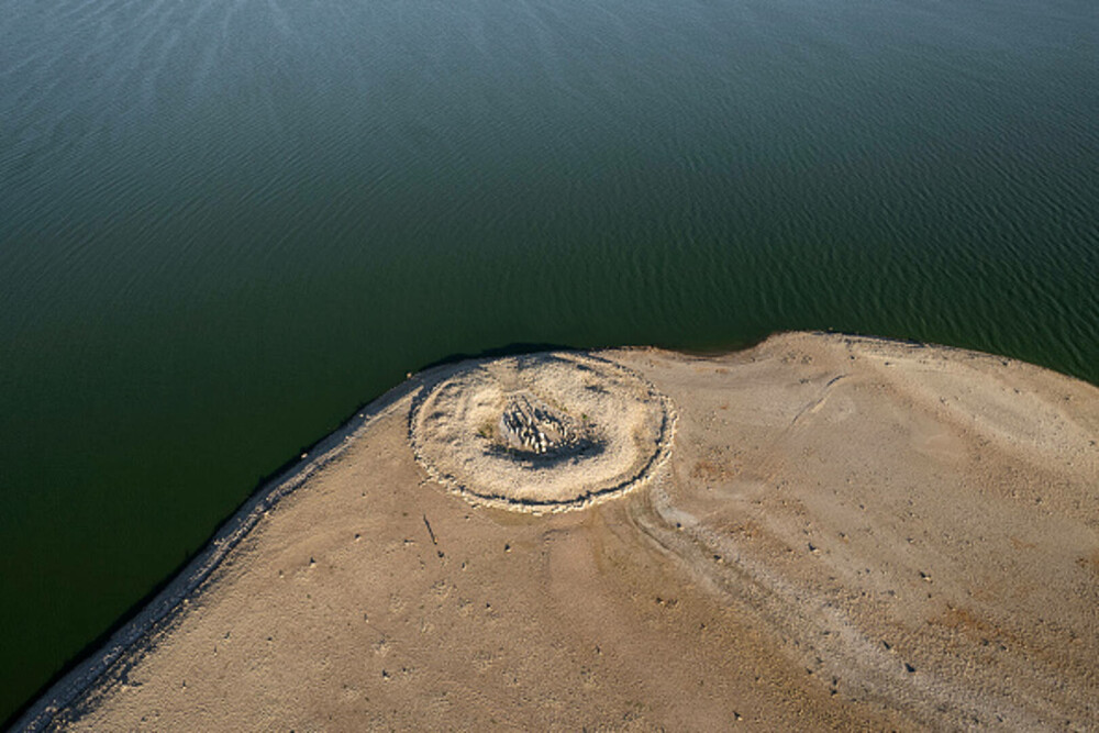 Descoperire spectaculoasă în Spania, după secarea unui lac. Este vechi de 7.000 de ani. GALERIE FOTO - Imaginea 10