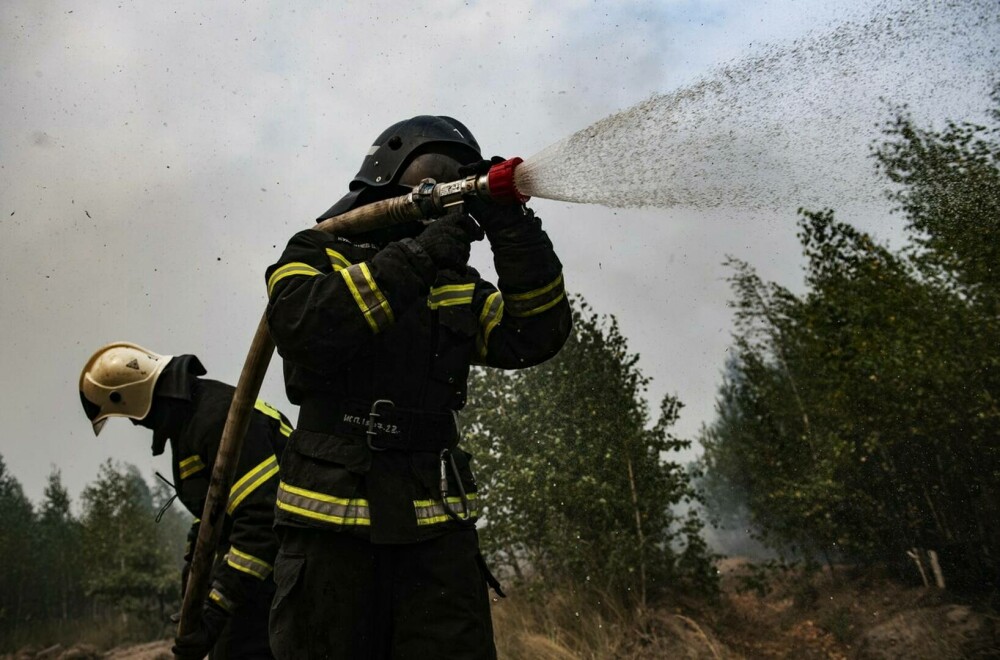 Stare de urgență în Rusia din cauza incendiilor. Peste 8.000 de hectare de păduri sunt afectate | GALERIE FOTO - Imaginea 12