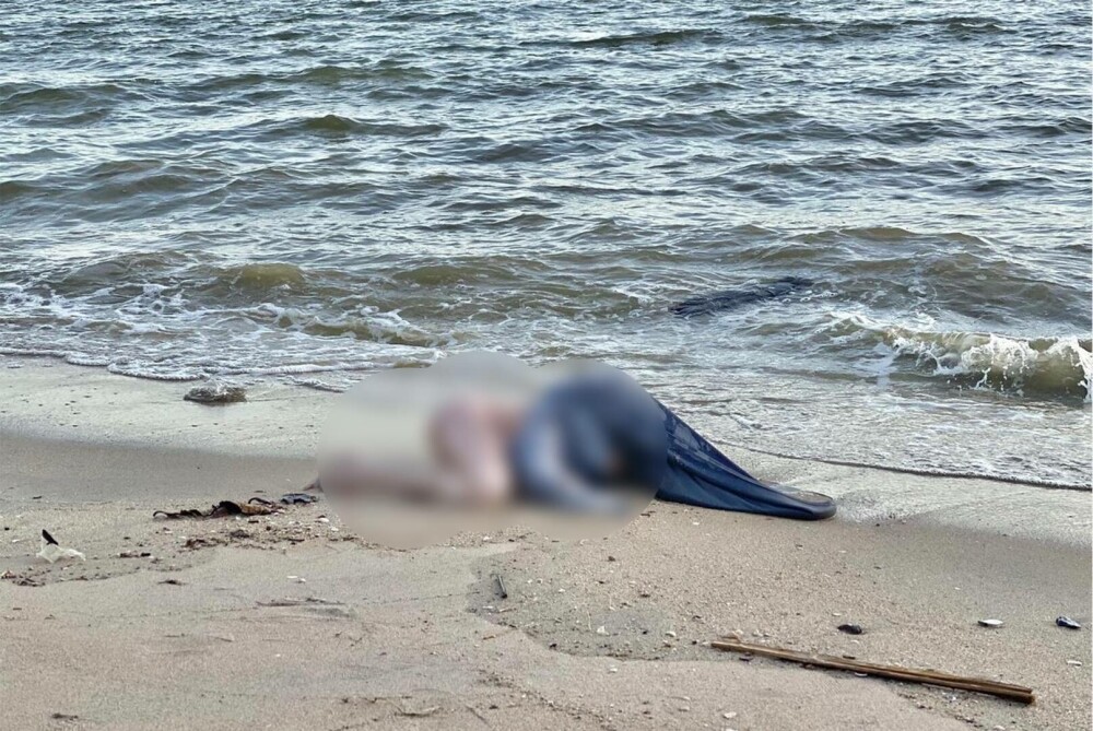 Mai mulți turiști credeau că au găsit pe plajă cadavrul unei femei și au alertat poliția. Ce era, de fapt, pe nisip - Imaginea 10