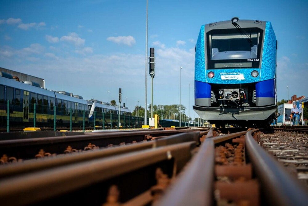 Germania a inaugurat prima flotă de trenuri cu hidrogen din lume. VIDEO ȘI GALERIE FOTO - Imaginea 13