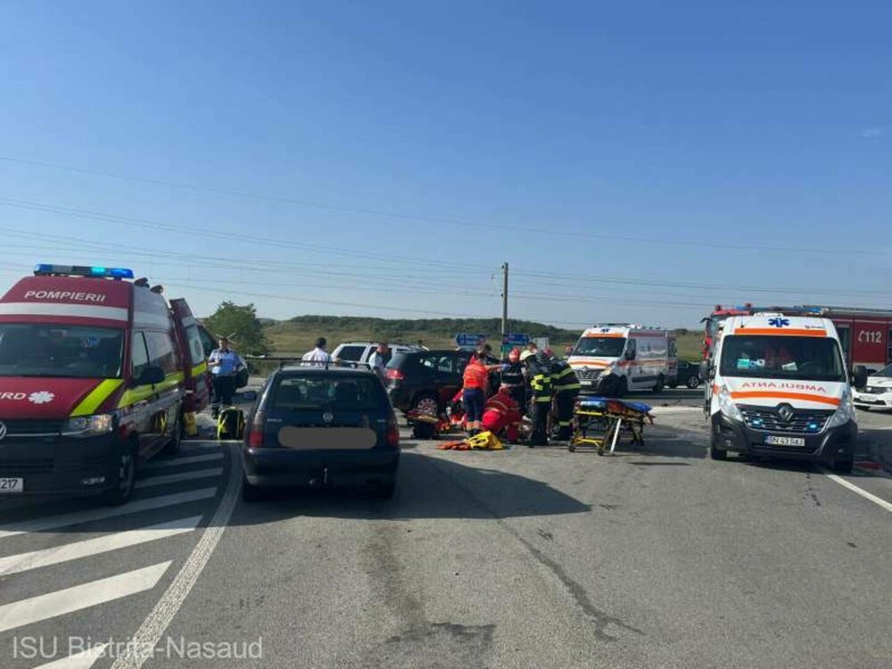 Accident grav în Bistrița-Năsăud. O persoană a murit și alte șapte au fost rănite - Imaginea 4