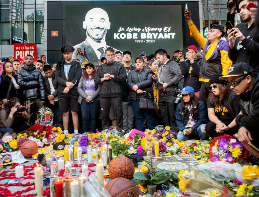 Instanţa a decis despăgubiri de 31 de milioane de dolari pentru fotografiile de la accidentul lui Kobe Bryant - Imaginea 5