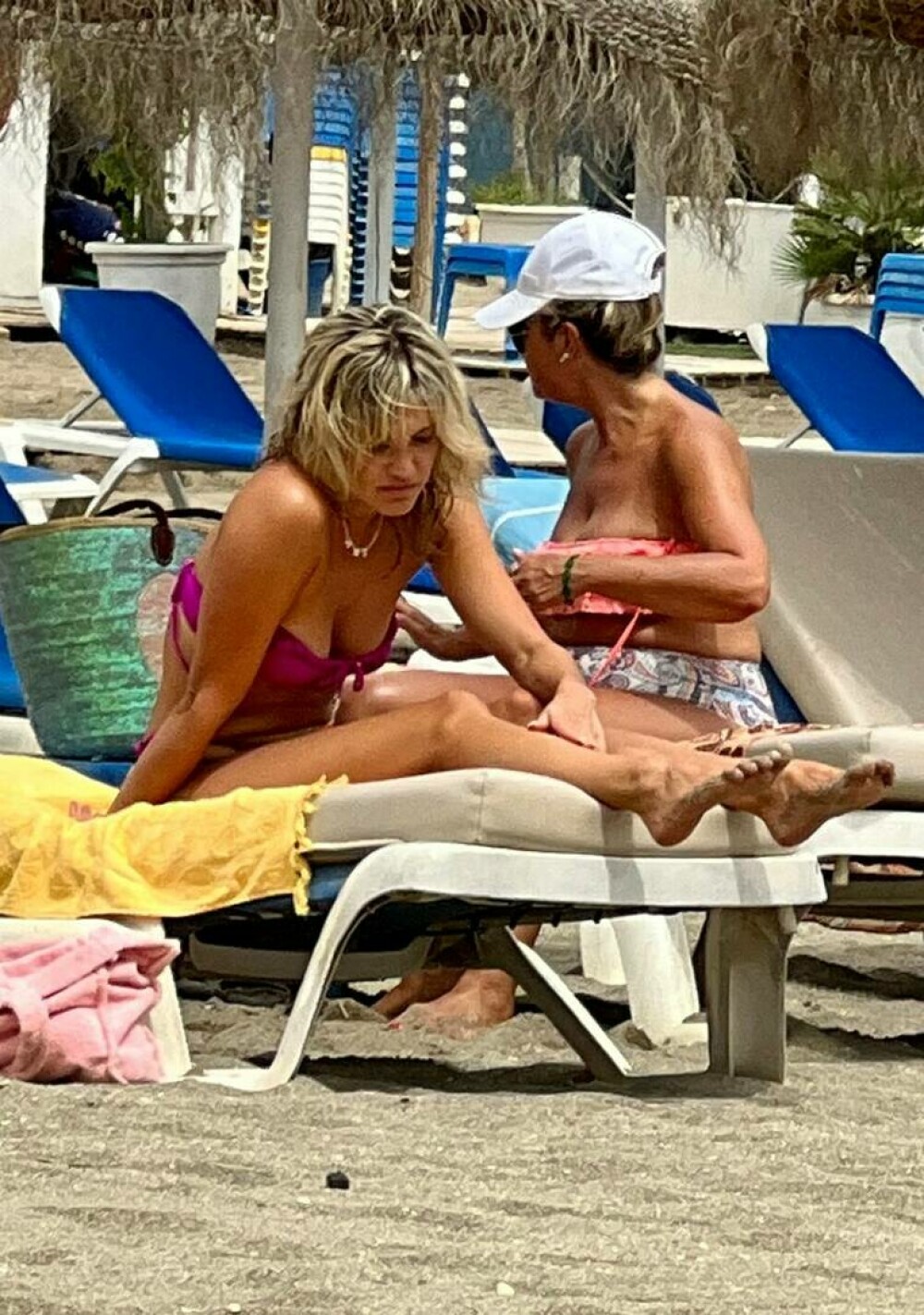 Ashley Roberts, fosta membră „The Pussycat Dolls”, și-a arătat fizicul tonifiat pe o plajă din Marbella | GALERIE FOTO - Imaginea 3