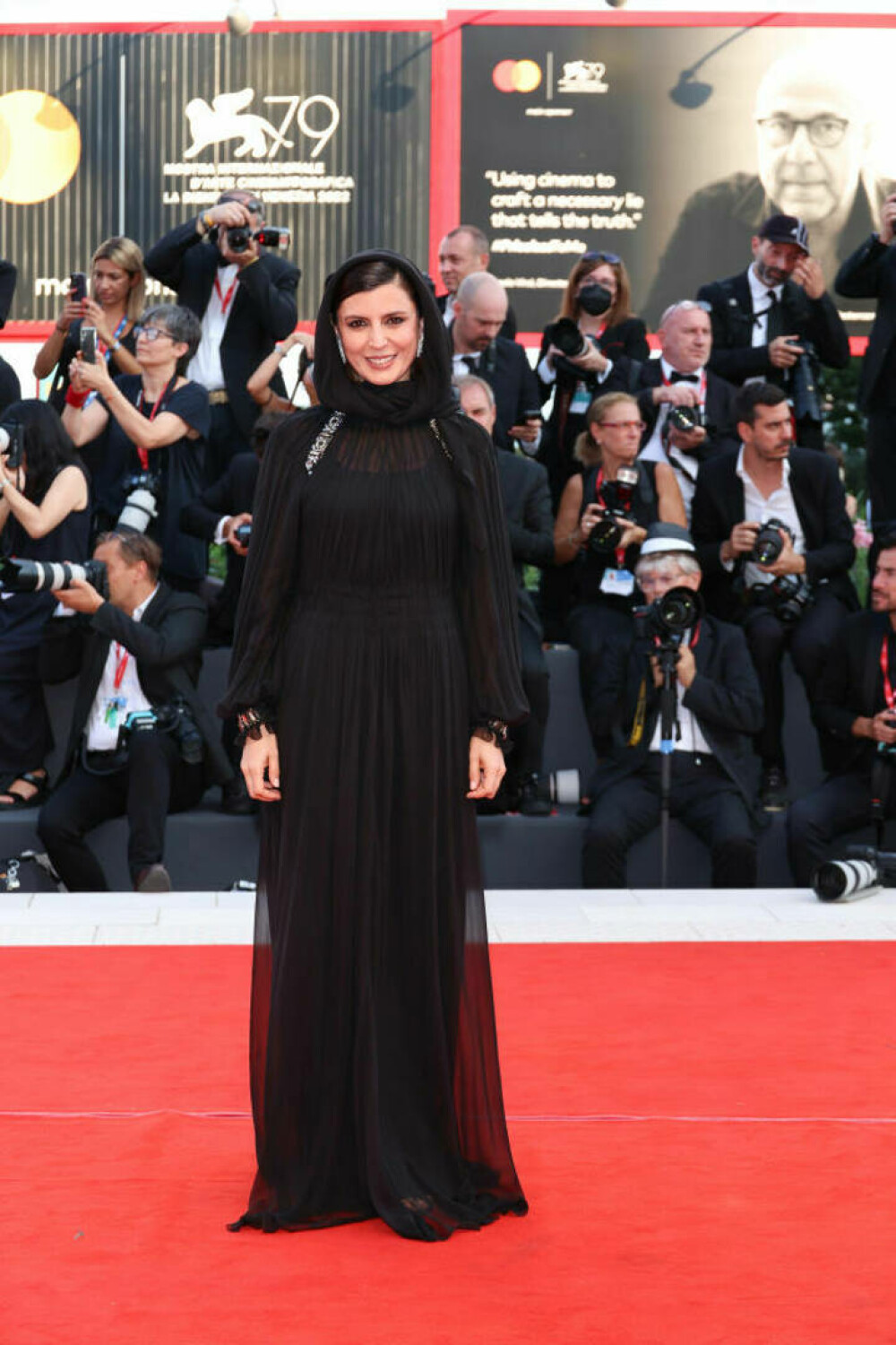 A început Festivalul de Film de la Veneția 2022. Ținute excentrice pe covorul roșu. GALERIE FOTO - Imaginea 20