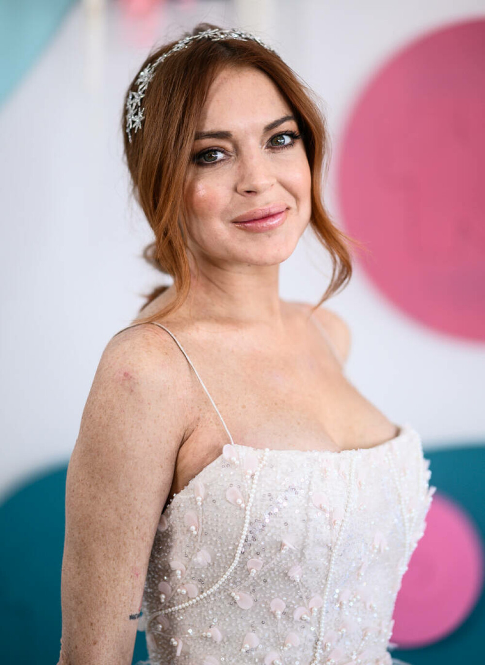 Lindsay Lohan, despre zvonurile operațiilor estetice: „Nici nu știu cum să răspund”. Cum arată acum vedeta. FOTO - Imaginea 17