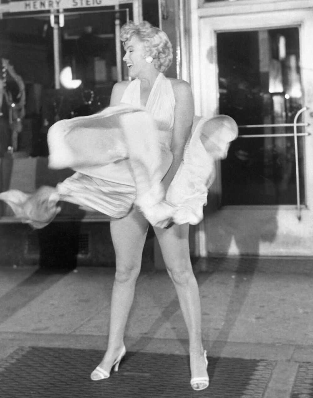 20 lucruri pe care nu le știai despre Marilyn Monroe. Au trecut 61 de ani de la moartea sa | FOTO - Imaginea 40