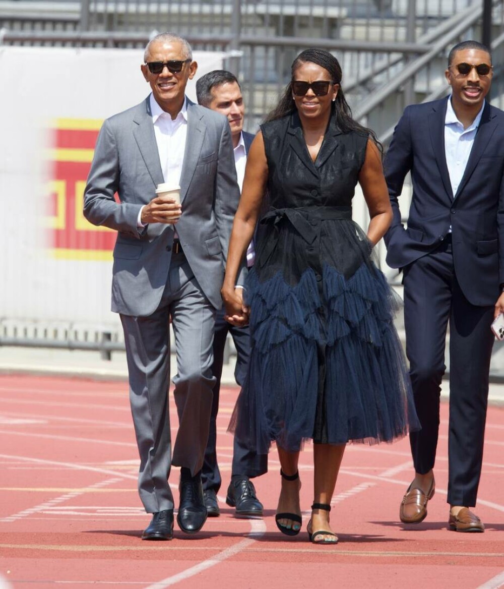 Cum arătau Michelle și Barack Obama în tinerețe. Fostul președinte a împlinit 62 de ani. GALERIE FOTO - Imaginea 19