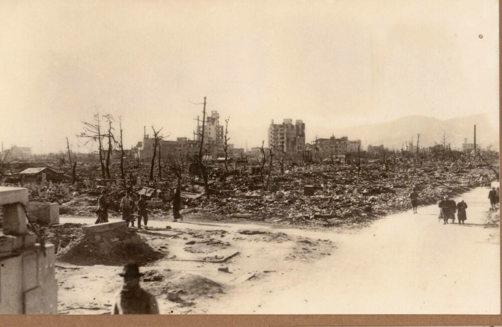 78 de ani de la bombardamentele atomice de la Hiroshima. Primarul îndeamnă eliminarea completă a armelor nucleare. FOTO - Imaginea 12
