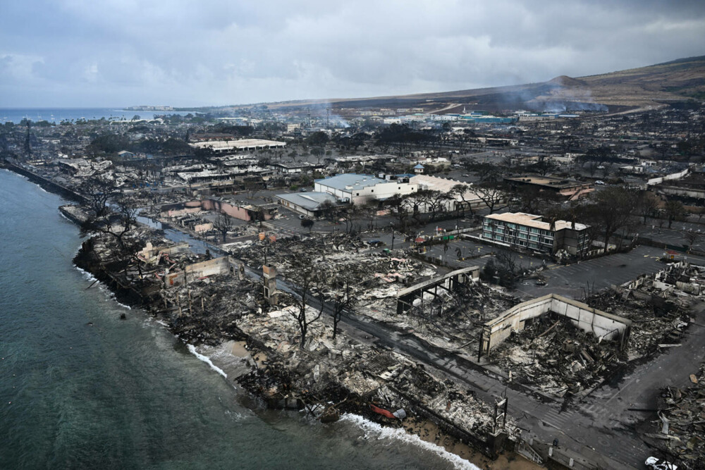 GALERIE FOTO. Imagini șocante în Hawaii. Un întreg oraș istoric a ajuns cenușă. Bilanțul deceselor a crescut la 53 - Imaginea 3