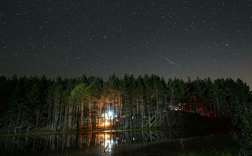 Perseidele au luminat cerul din întreaga lume. Cele mai spectaculoase imagini surprinse cu ploaia de stele | FOTO - Imaginea 1