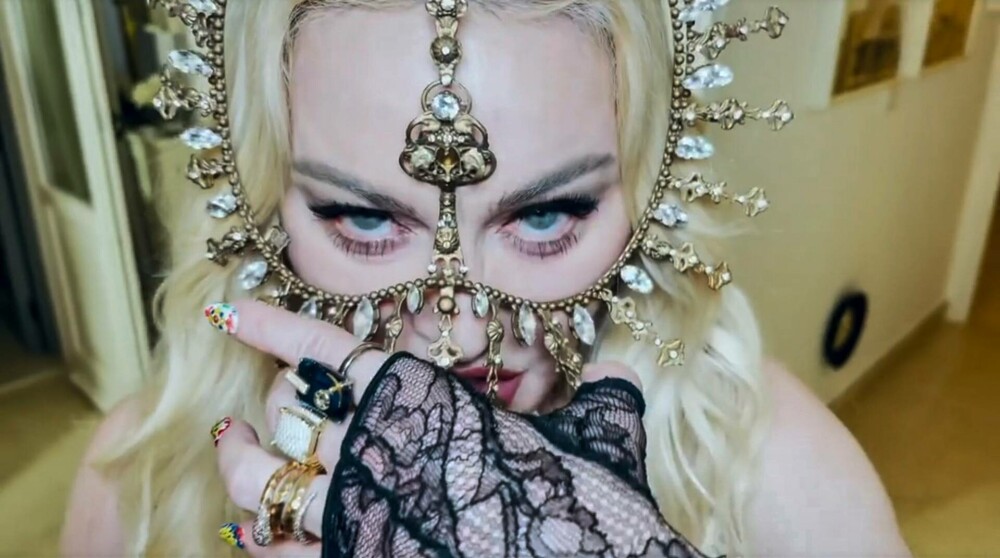 Madonna își reia repetițiile pentru turneul mondial pe care îl anulase din cauza infecției. Revenire spectaculoasă | FOTO - Imaginea 18