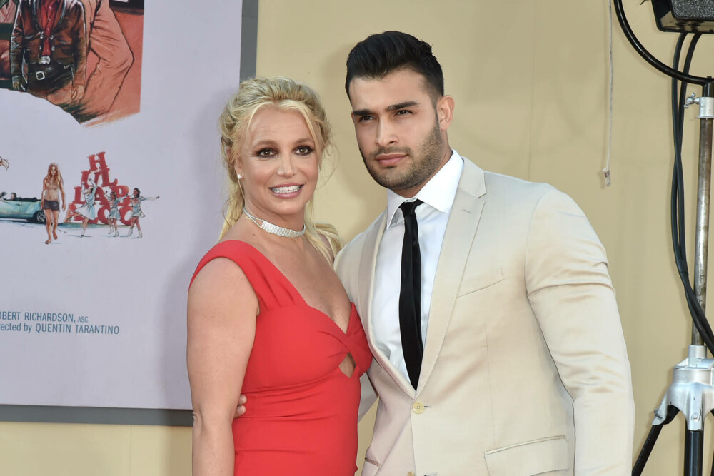 Cum a fost surprinsă Britney Spears după două zile de la divorțul de Sam Asghari. „Nu mai puteam suporta durerea” | FOTO - Imaginea 23